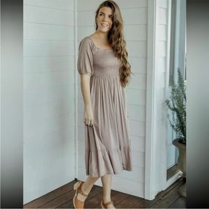 Neuflora Livingston Dress in Dusty Rose